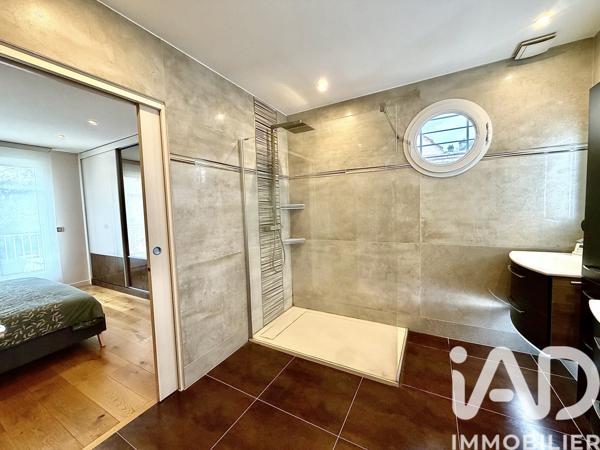 Maison à vendre 7 pièces 151 m² Brie-Comte-Robert