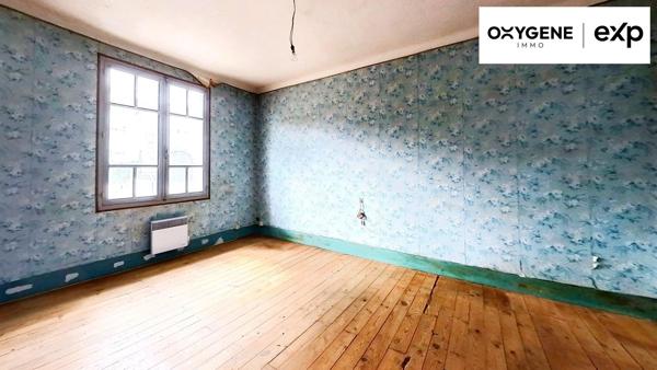 A VENDRE – MAISON 3 FACES AVEC GARAGE – POMAS (11) – 45 000 €