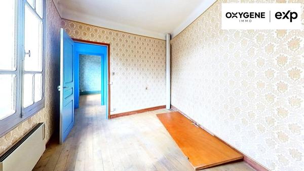 A VENDRE – MAISON 3 FACES AVEC GARAGE – POMAS (11) – 45 000 €