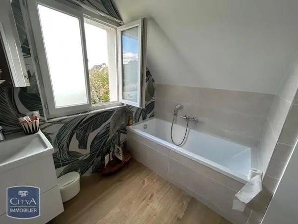 Maison à louer 5 pièces 120m²