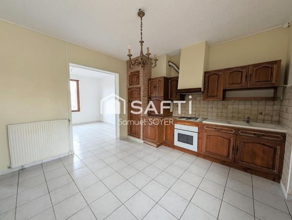 MAISON, GARAGE, DEPENDANCES, TERRASSE ET JARDIN