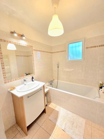 Pennes-Mirabeau (13170) Maison Type 5 aux Pennes-Mirabeau