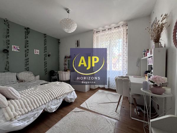 Maison à vendre Bayonne - 8 pièces, 180m² avec 6 chambre(s) à 595 000€ - AJP Horizons Bayonne