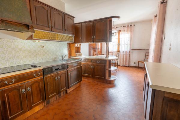 Maison 180m² 5 chambres  grand sous sol