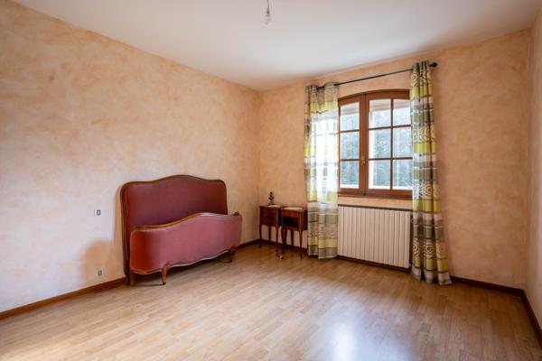 Maison 180m² 5 chambres  grand sous sol