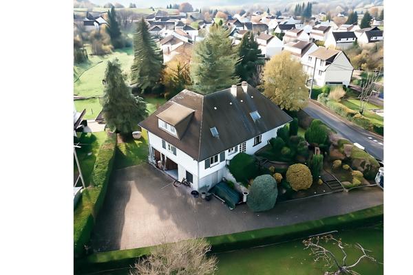 Maison 180m² 5 chambres  grand sous sol