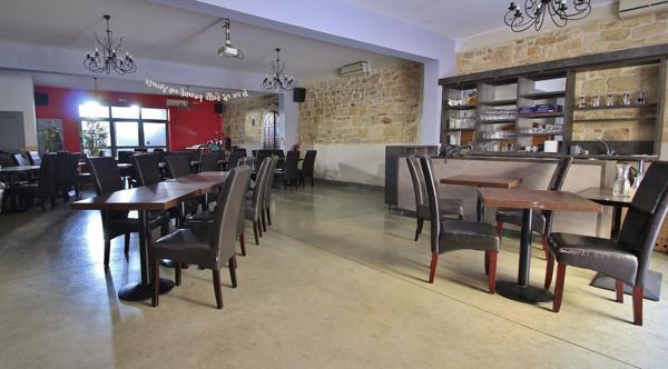 Local Commercial 4 pièces - 350 m²