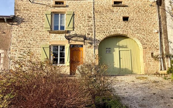 Maison à vendre    4 pièces •  Saponcourt