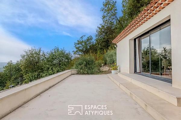 Villa d’exception à Saint-Vallier-de-Thiey : l’élégance provençale face au panorama