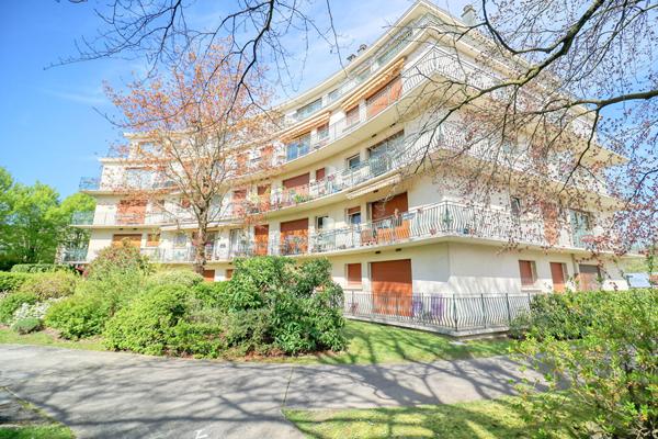 LE PLESSIS-ROBINSON / SCEAUX - Carrefour des Mouilleboeufs - Appartement 4 pièces - 99m²