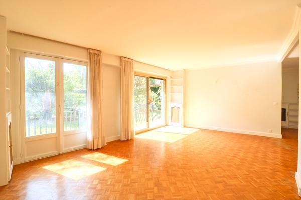 LE PLESSIS-ROBINSON / SCEAUX - Carrefour des Mouilleboeufs - Appartement 4 pièces - 99m²