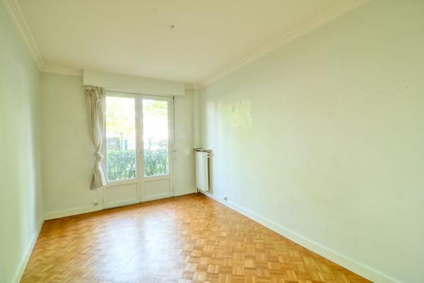 LE PLESSIS-ROBINSON / SCEAUX - Carrefour des Mouilleboeufs - Appartement 4 pièces - 99m²