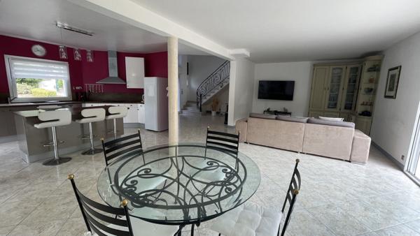 Maison 8 pièces 213.33 m2