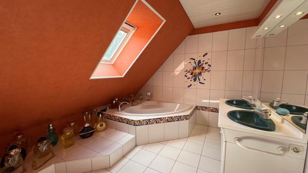 Maison 8 pièces 213.33 m2