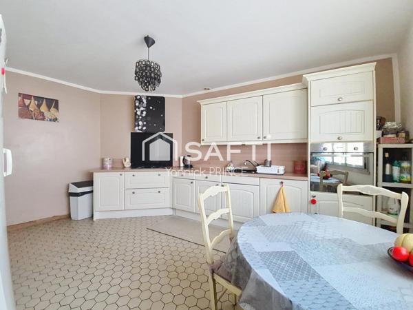 Maison familiale avec T2( 48m2)et garage de 100m2