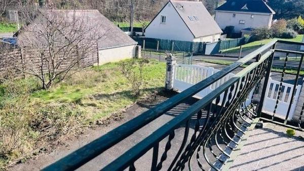 Maison à vendre à Luynes dans l'Indre-et-Loire (37230), ref : 999/3743   
LUYNES