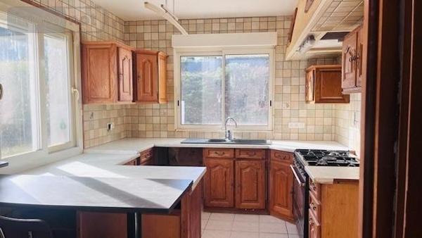 Maison à vendre à Luynes dans l'Indre-et-Loire (37230), ref : 999/3743   
LUYNES