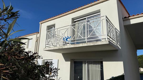 EXCLUSIVITE LAGORD APPARTEMENT 64 M² 2 CHAMBRES, GARAGE ET BALCON  Lagord