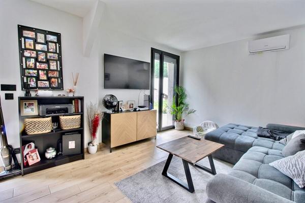 Maison plain-pied de type 3 avec terrasse et grand jardin à vendre à Saint Victoret
