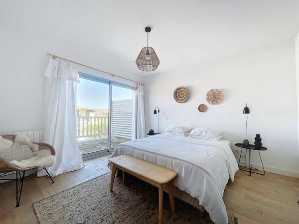 Villa avec accès privatif à la plage