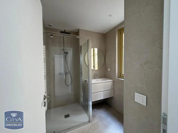 Appartement à louer 3 pièces 59.4m² Nice (06000)