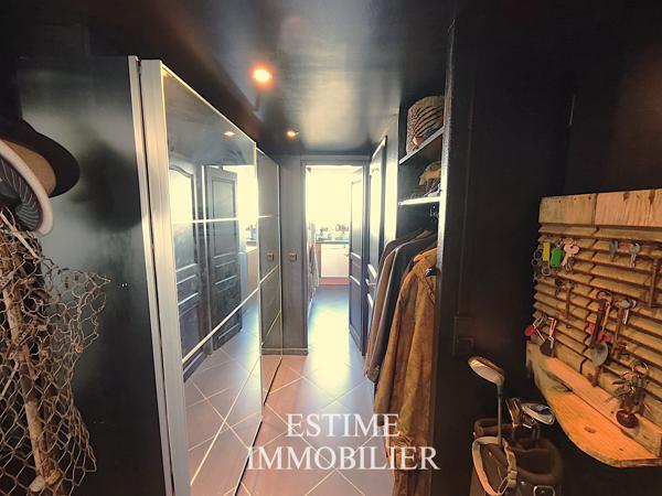 Appartement 5 pièce(s) 4 chambre(s) 130.27 m²