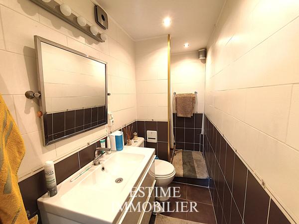 Appartement 5 pièce(s) 4 chambre(s) 130.27 m²