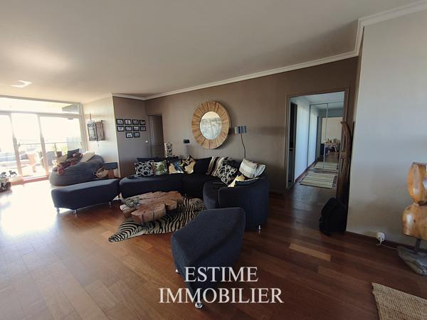 Appartement 5 pièce(s) 4 chambre(s) 130.27 m²