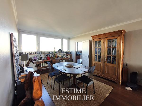 Appartement 5 pièce(s) 4 chambre(s) 130.27 m²