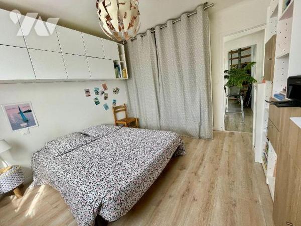 Maison à vendre à Trébeurden (22560).
Rénovée a faible consommation énergétique et en parfait ...
