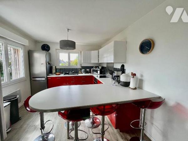 Maison à vendre à Trébeurden (22560).
Rénovée a faible consommation énergétique et en parfait ...