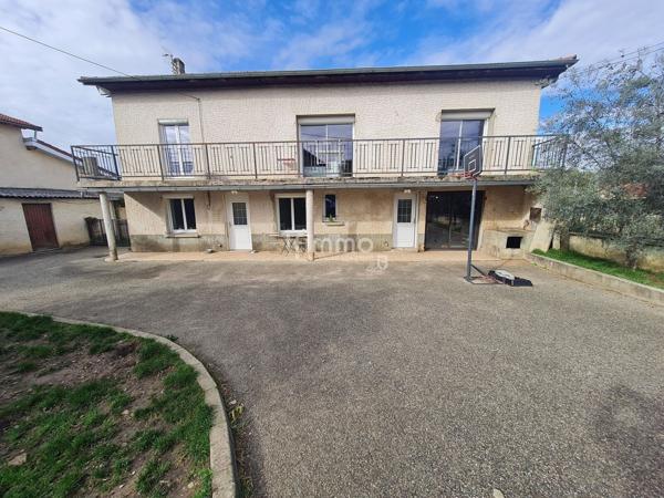 Maison 213m² 6 chambres Terrain 5240m² Dépendances