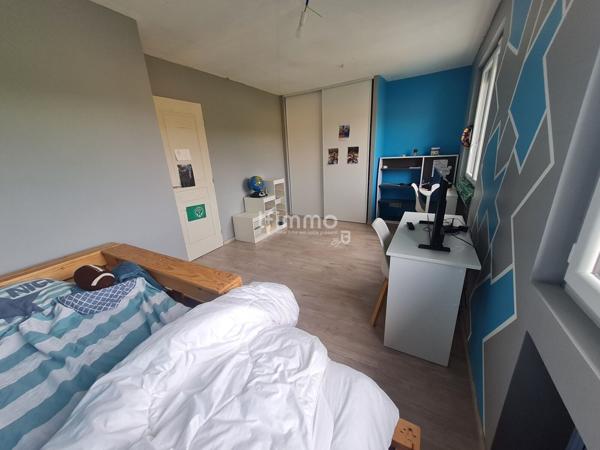 Maison 213m² 6 chambres Terrain 5240m² Dépendances