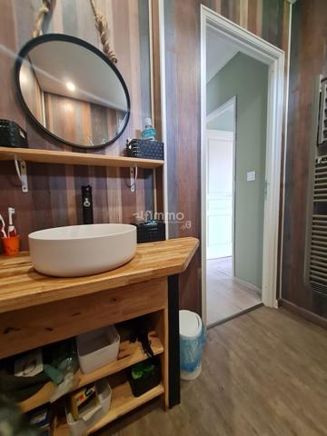 Maison 213m² 6 chambres Terrain 5240m² Dépendances