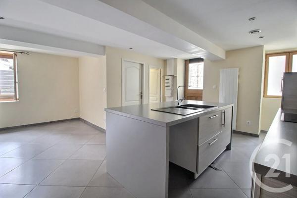 Appartement F3 à vendre  3 pièces - 72,40 m 2   PONT DE CHERUY  - 38