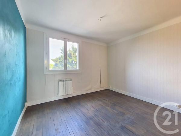 Appartement F3 à vendre  3 pièces - 72,40 m 2   PONT DE CHERUY  - 38
