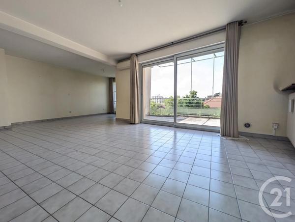 Appartement T4 à vendre  4 pièces - 89,53 m 2   VALENCE  - 26