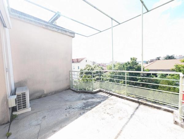 Appartement T4 à vendre  4 pièces - 89,53 m 2   VALENCE  - 26