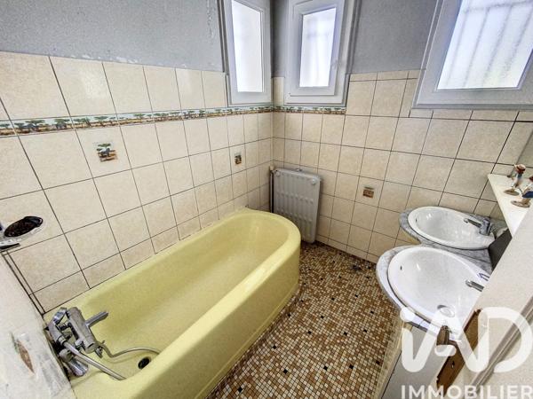 Maison à vendre 6 pièces 178 m² Bon-Encontre