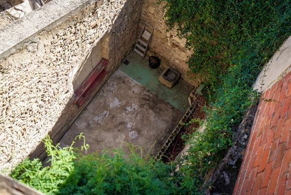 CARCASSONNE ? LIMOUX – SAINT-HILAIRE ? Maison de village T5 145m² avec patio