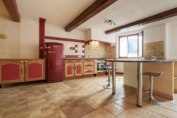 CARCASSONNE ? LIMOUX – SAINT-HILAIRE ? Maison de village T5 145m² avec patio