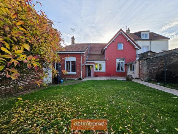 MAISON SEMI PLAIN-PIED 3 CH BUREAU GARAGE JARDIN DEPENDANCES
