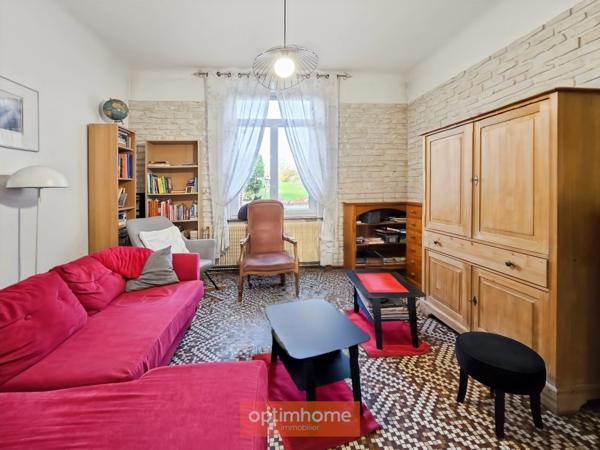 MAISON SEMI PLAIN-PIED 3 CH BUREAU GARAGE JARDIN DEPENDANCES