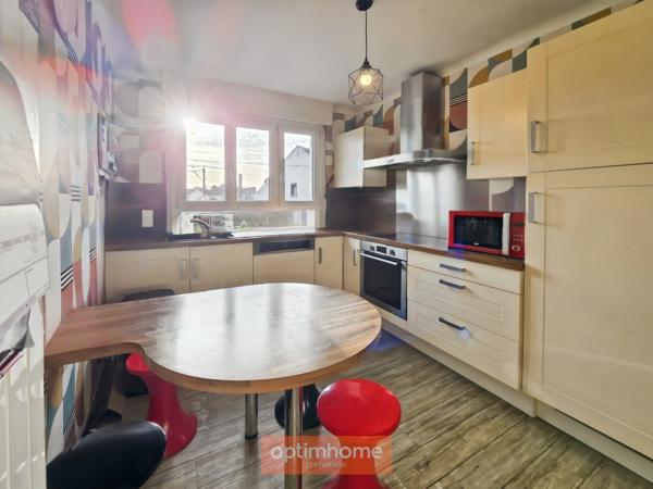 MAISON SEMI PLAIN-PIED 3 CH BUREAU GARAGE JARDIN DEPENDANCES