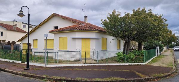 Maison individuelle de plain-pied avec 2 garages