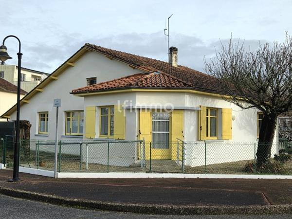 Maison individuelle de plain-pied avec 2 garages