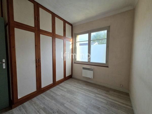 Maison individuelle de plain-pied avec 2 garages