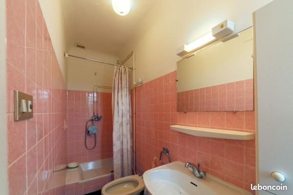 Maison de village en vente avec 6 pièces à Prats-De-Mollo-La-Preste