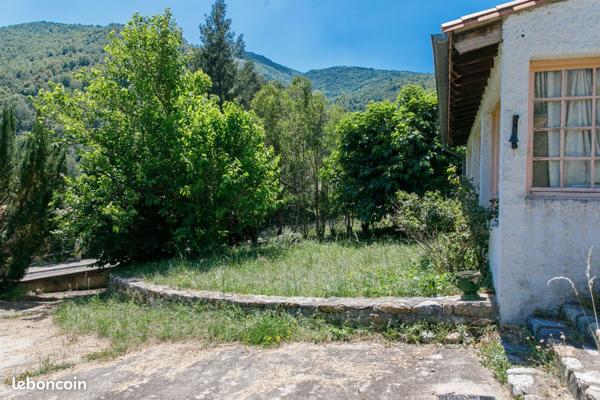 Maison de village en vente avec 6 pièces à Prats-De-Mollo-La-Preste