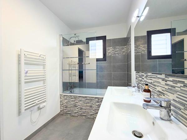 Etat proche du neuf !